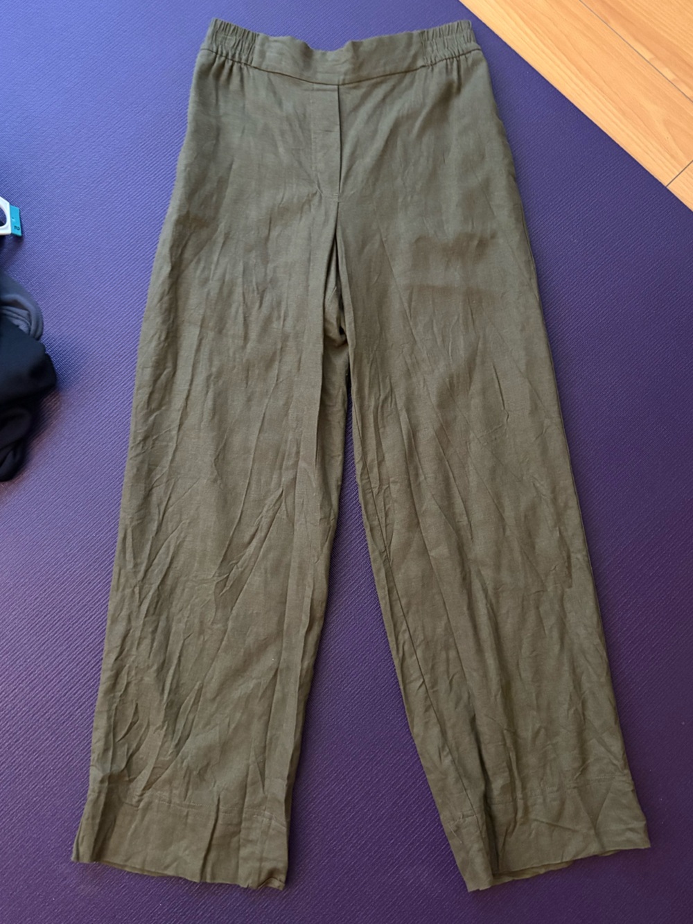 Zara Women’s Olive Green Linen Pants